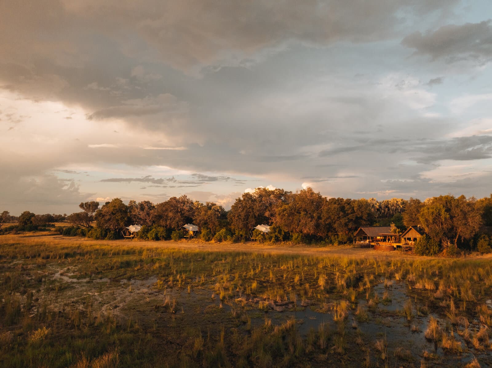 Chitabe Camp gallery image 6