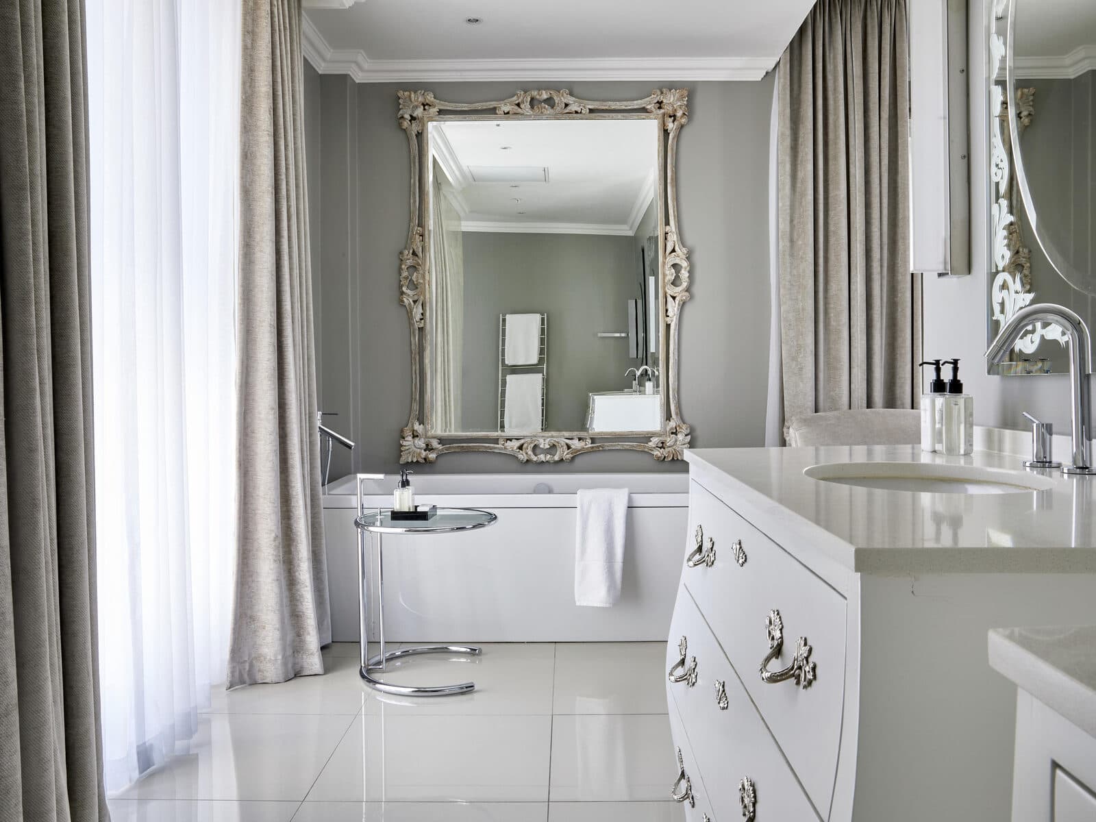 Queen Victoria Hotel gallery image 11