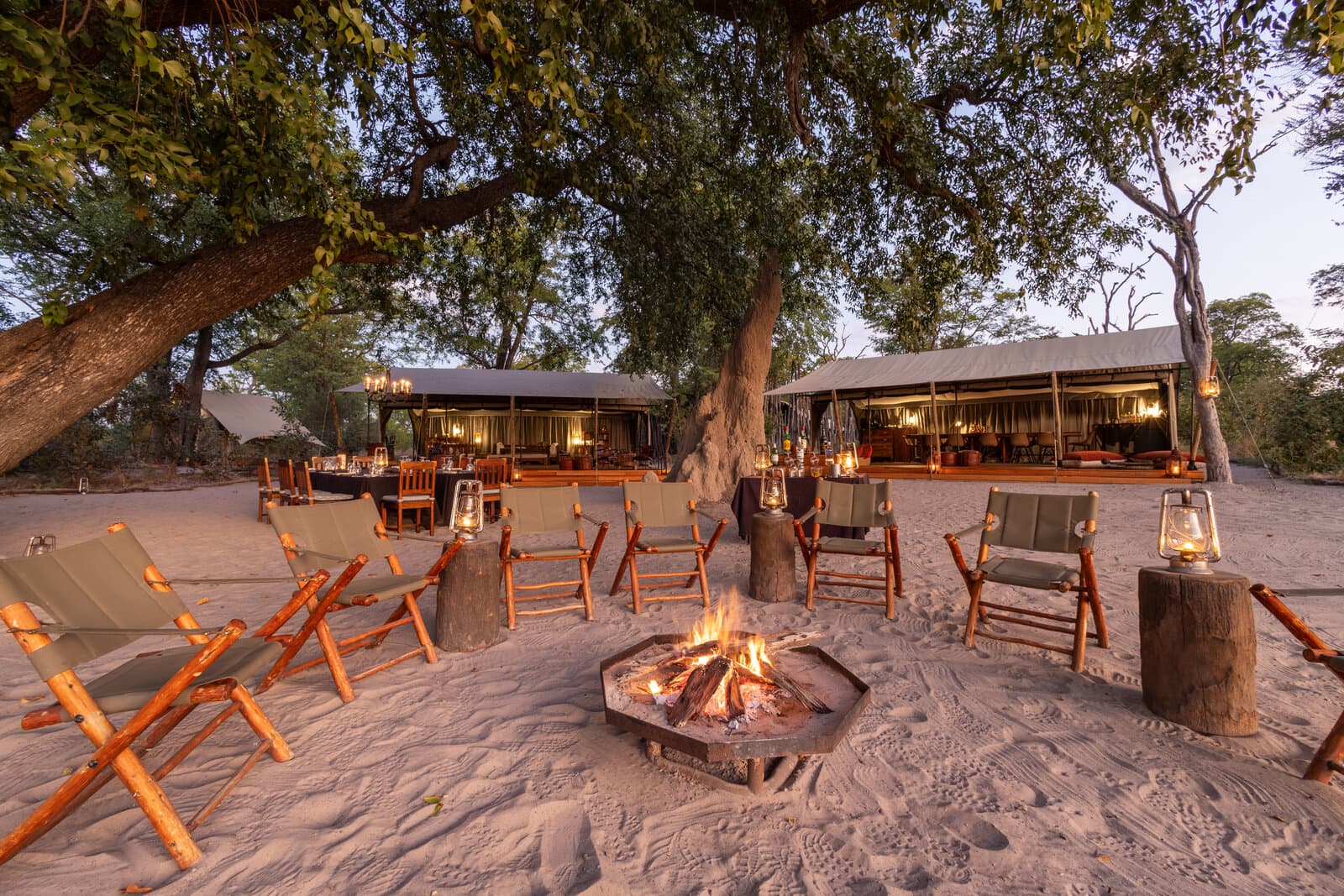 Selinda Explorers Camp